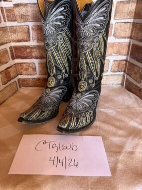 rare vintage lakota 8.5